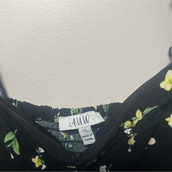 not available - Picture 3 of 16